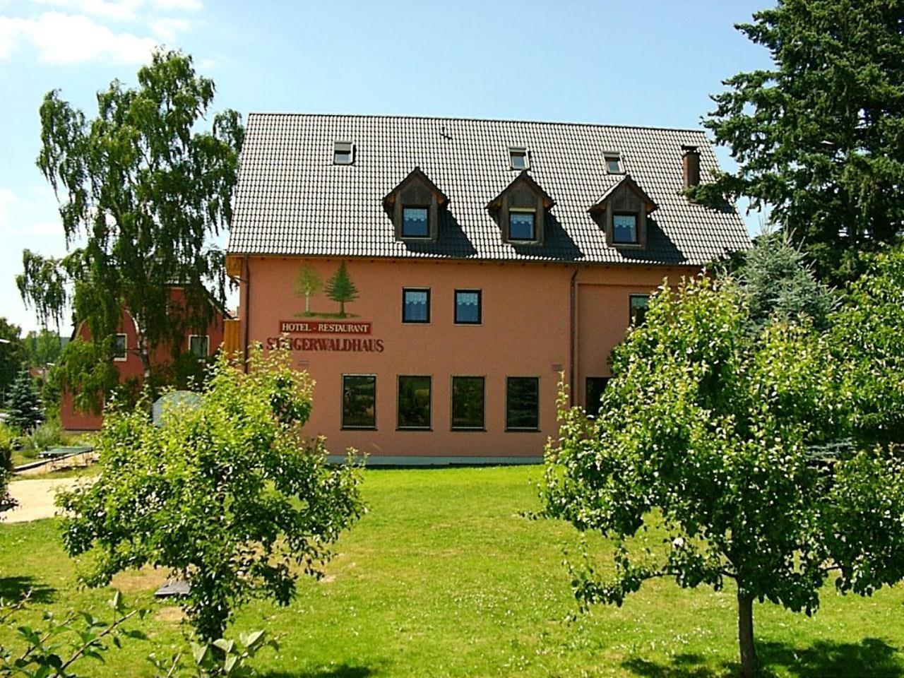 Landhotel Steigerwaldhaus Burghaslach Exteriör bild