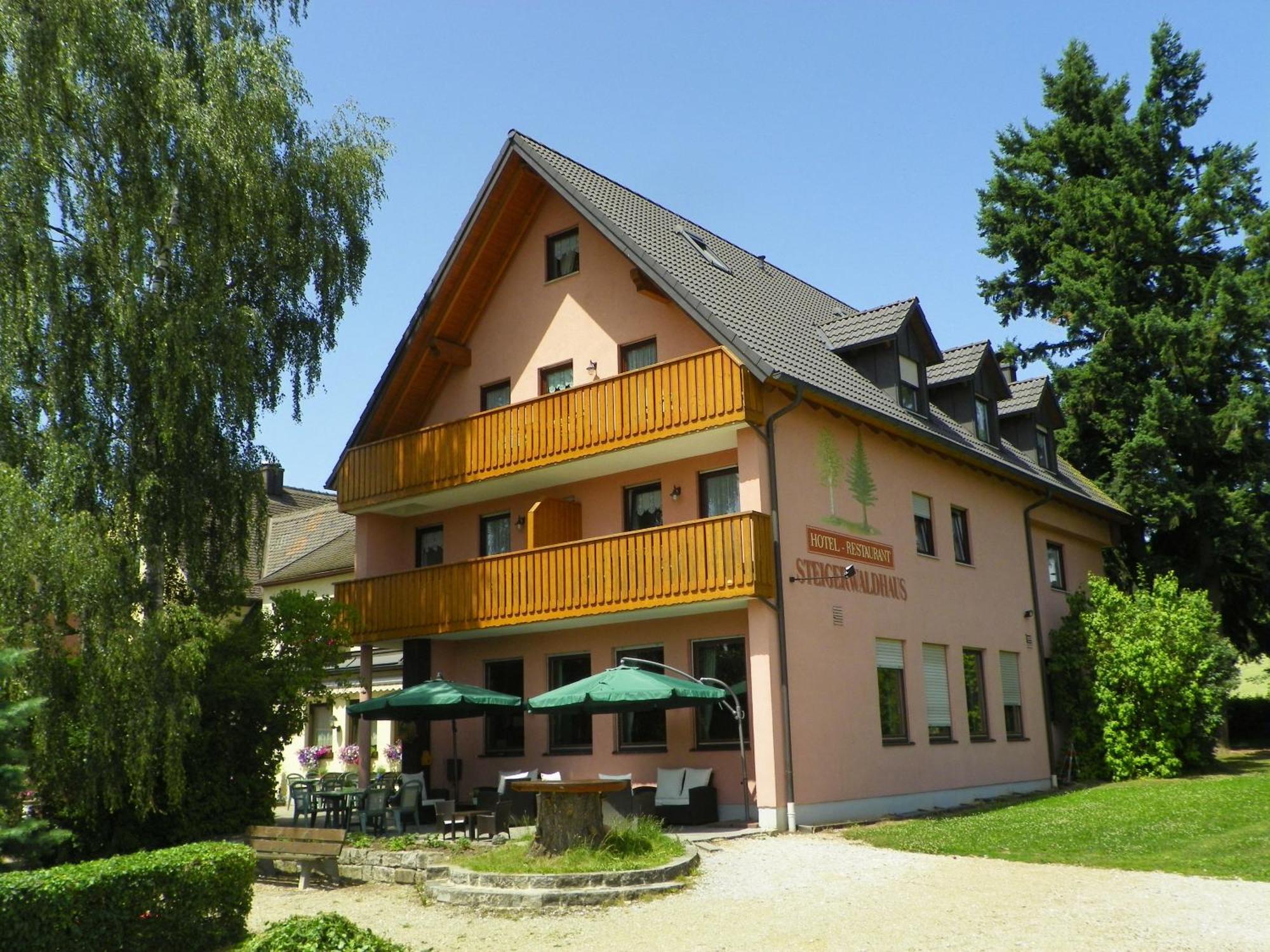 Landhotel Steigerwaldhaus Burghaslach Exteriör bild