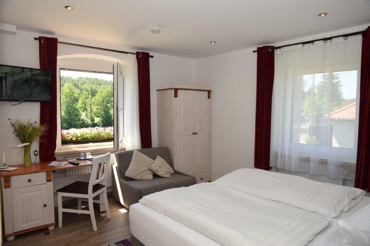 Landhotel Steigerwaldhaus Burghaslach Exteriör bild